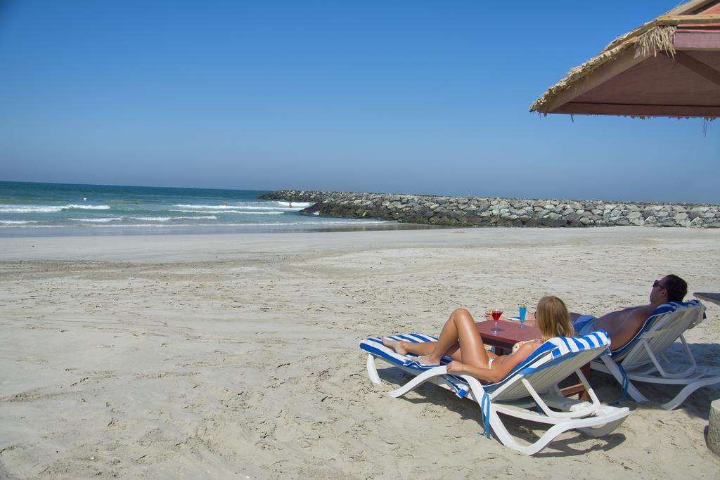 Ajman Beach Hotel Dış mekan fotoğraf